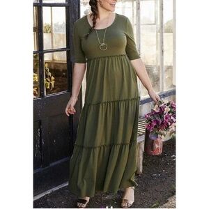 Matilda Jane Women's New Day Army Green Tiered Maxi Dress Size Small